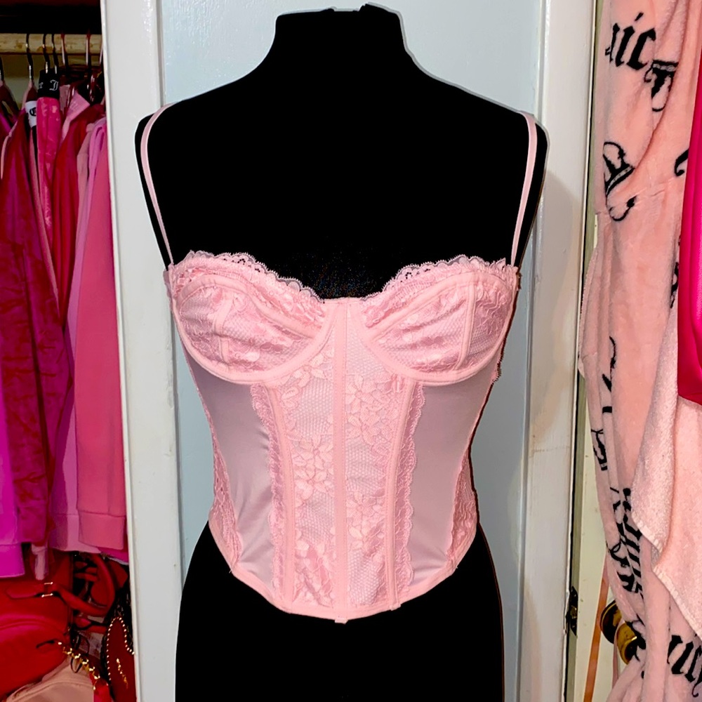FOREVER 21 LACE BUSTIER TOP 💗